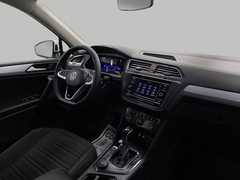 Certified 2023 Volkswagen Tiguan S image 17