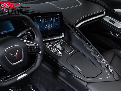 Used 2024 Chevrolet Corvette Z06 RWD image 35