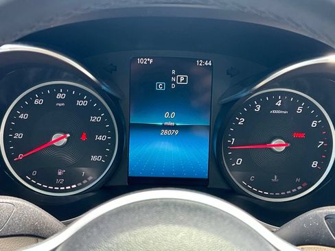Used 2019 Mercedes-Benz C 300 Sedan image 23