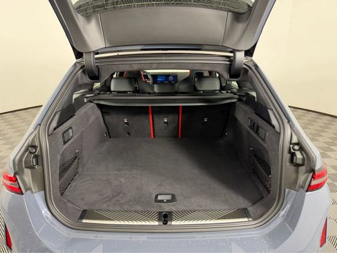 New 2026 BMW M5 Touring image 15