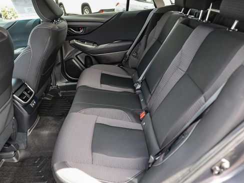 Used 2022 Subaru Outback Premium AWD/4WD image 9