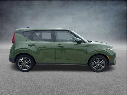 Used 2020 Kia Soul EX FWD image 4