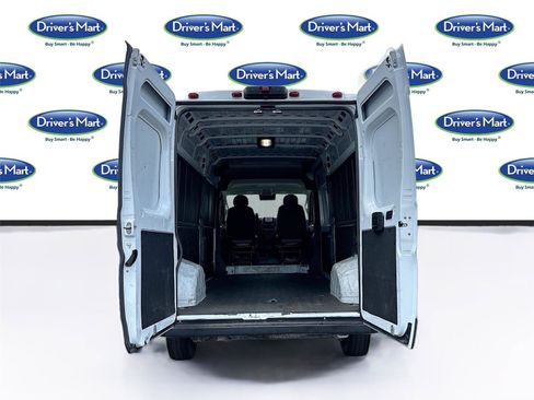 Used 2025 RAM ProMaster 2500 w/ Convenience Group FWD image 22