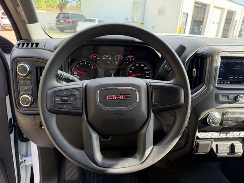 New 2026 GMC Sierra 1500 Pro AWD/4WD image 11