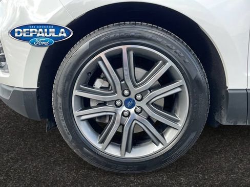 Used 2022 Ford Edge Titanium w/ Equipment Group 301A AWD/4WD image 18