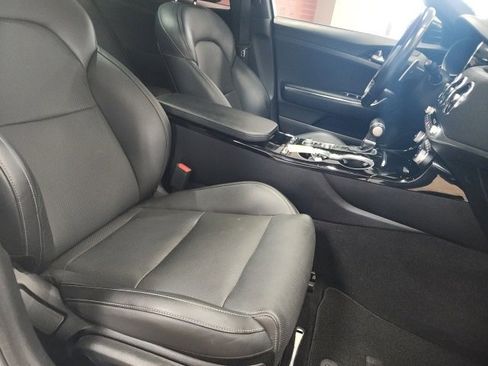 Used 2022 Kia Stinger GT-Line image 29