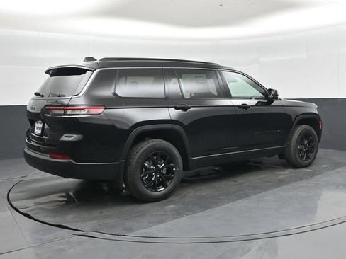 New 2026 Jeep Grand Cherokee L 4WD image 25