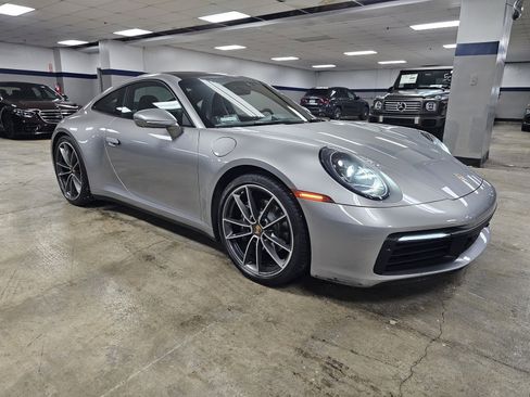 Used 2023 Porsche 911 Carrera w/ Premium Package image 4