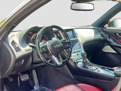 Used 2021 INFINITI Q60 Red Sport 400 w/ Proactive Package RWD image 9