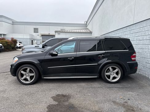 Used 2008 Mercedes-Benz GL 550 4MATIC image 2