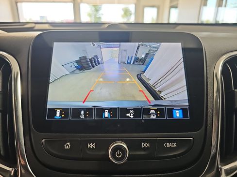 Certified 2024 Chevrolet Equinox LT FWD image 29