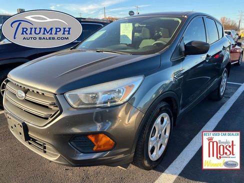 Used 2017 Ford Escape S FWD image 1