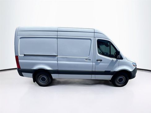 Used 2024 Mercedes-Benz Sprinter 2500 w/ Acoustic Package image 7