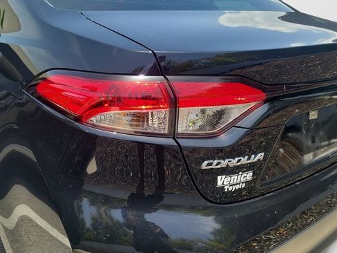Used 2023 Toyota Corolla LE FWD image 10