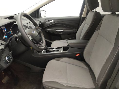 Used 2017 Ford Escape SE image 17