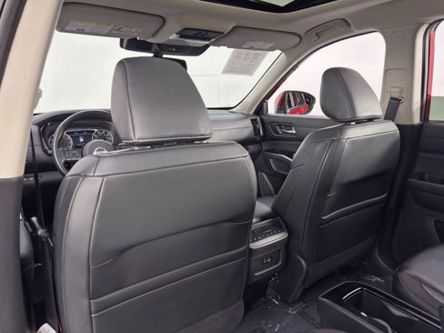 Used 2022 Nissan Pathfinder SL w/ SL Premium Package image 30