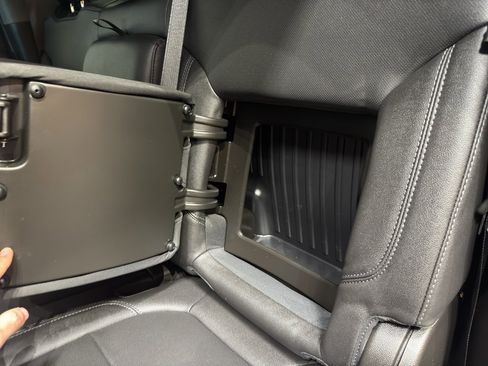 Used 2021 GMC Sierra 3500 SLT w/ SLT Preferred Package image 13