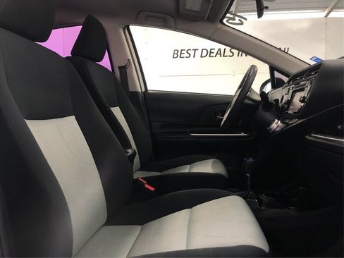 Used 2015 Toyota Prius C Three FWD image 9