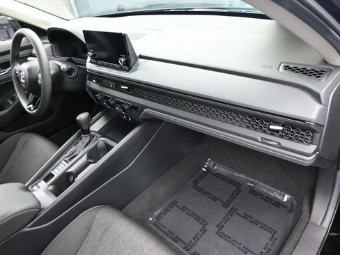 Used 2025 Honda Accord SE image 44