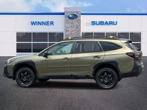 Used 2025 Subaru Outback Wilderness AWD/4WD image 2