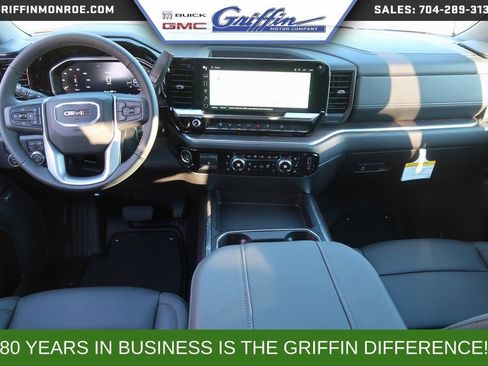 New 2026 GMC Sierra 2500 SLT w/ SLT Premium Package AWD/4WD image 7