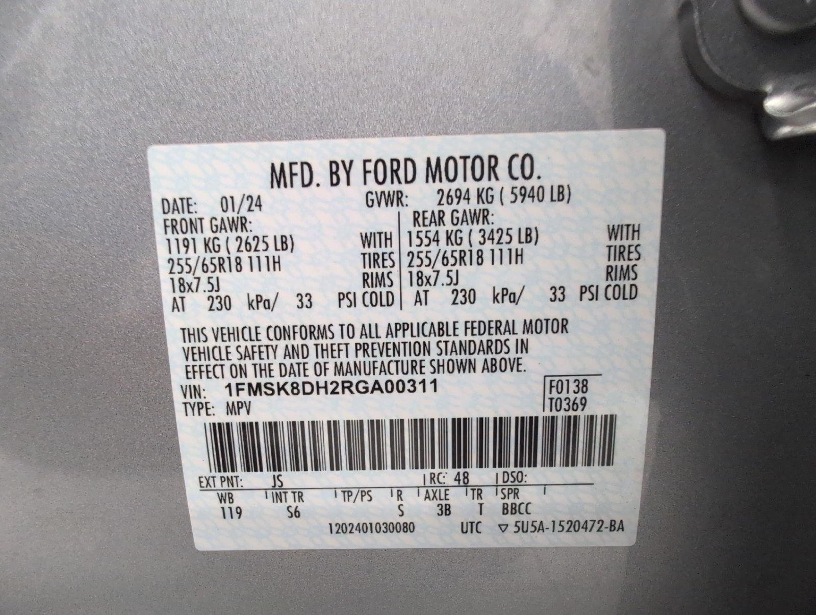 Used 2024 Ford Explorer XLT w/ Equipment Group 202A AWD/4WD image 57
