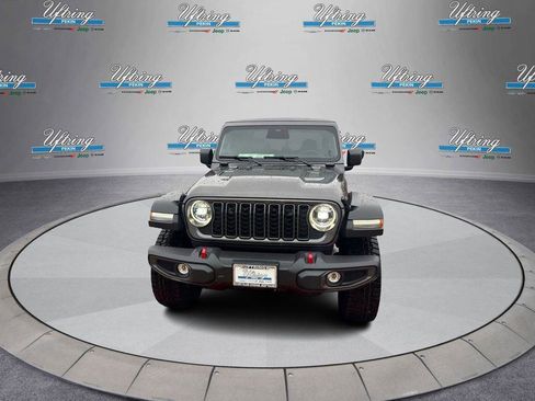 New 2026 Jeep Gladiator Rubicon w/ Steel Power Dome Hood Package AWD/4WD image 8