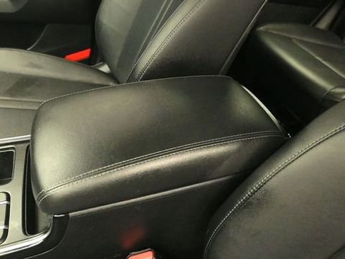 Used 2022 Kia Sorento S w/ Panoramic Sunroof Package FWD image 23