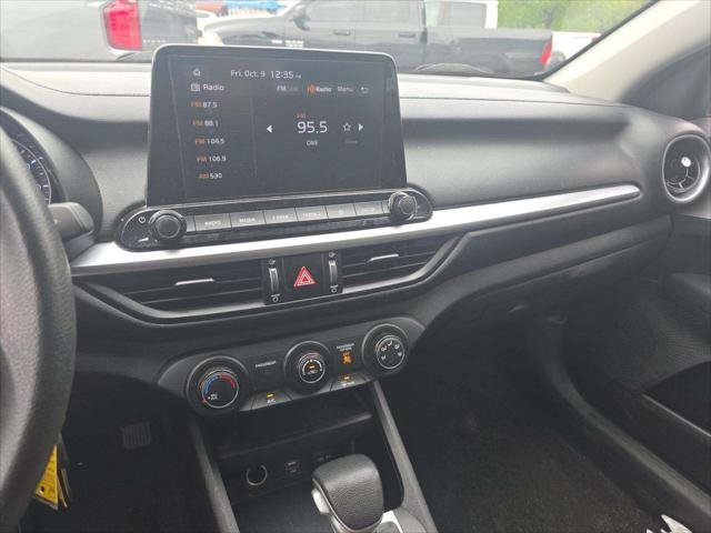 Used 2023 Kia Forte LXS FWD image 7