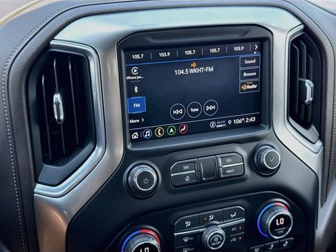 Used 2021 Chevrolet Silverado 1500 LTZ w/ LTZ Convenience Package II AWD/4WD image 15