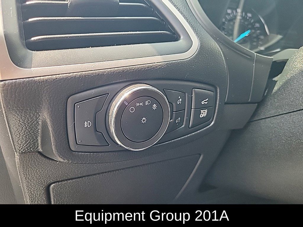 Used 2022 Ford Edge SEL w/ Convenience Package AWD/4WD image 15