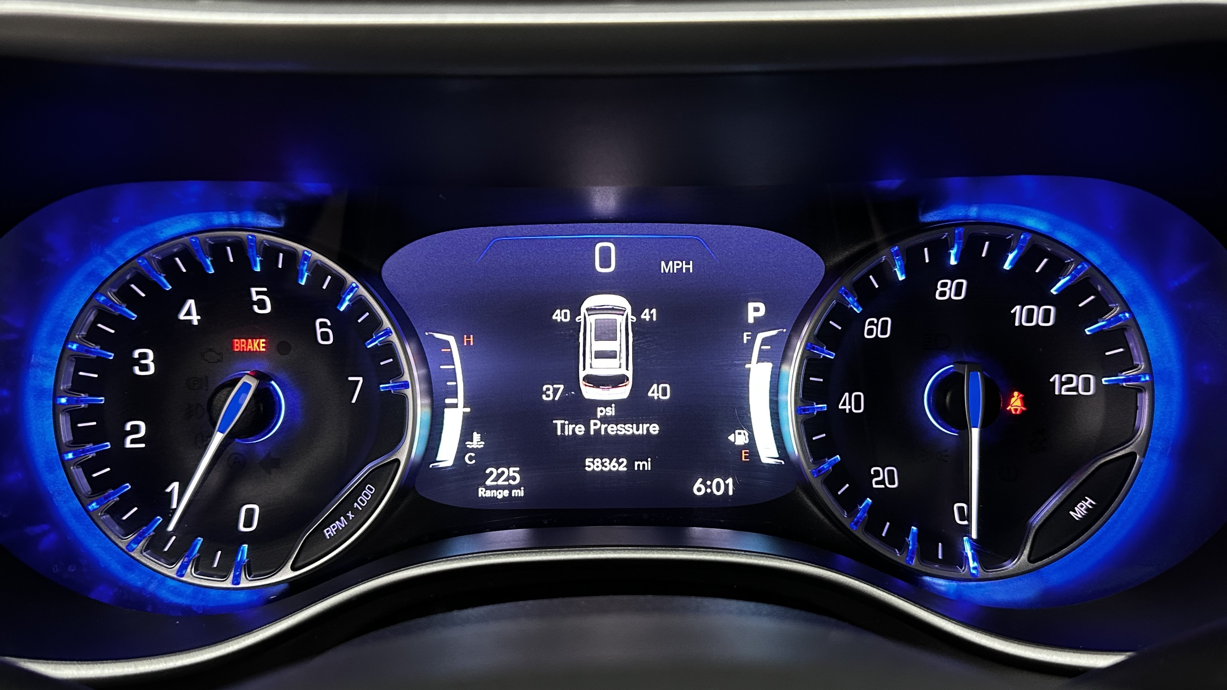 Used 2024 Chrysler Pacifica Touring-L FWD image 15