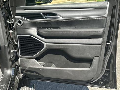 New 2026 Jeep Grand Wagoneer Limited image 17