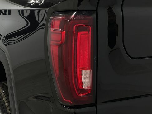Used 2021 GMC Sierra 1500 AT4 AWD/4WD image 32