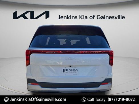 New 2026 Kia Carnival EX FWD image 7