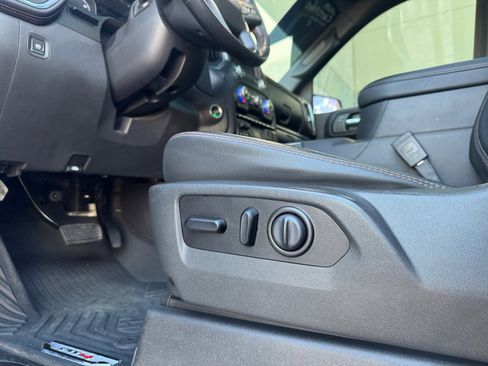Used 2020 GMC Sierra 1500 AT4 w/ AT4 Premium Package image 21