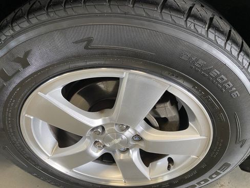 Used 2014 Chevrolet Cruze LT w/ RS Package image 8