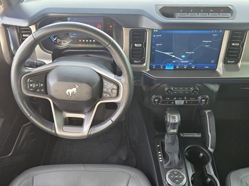 Used 2023 Ford Bronco Outer Banks w/ Sasquatch Package image 29