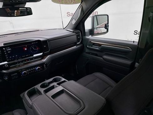 Used 2024 GMC Sierra 2500 SLE w/ SLE Value Package; image 24