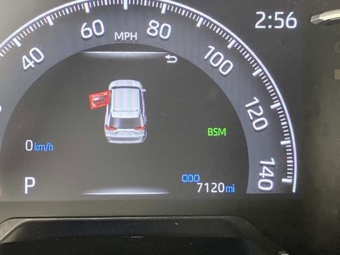 Used 2025 Toyota RAV4 LE AWD/4WD image 18