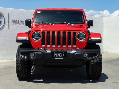 Used 2022 Jeep Wrangler Unlimited Rubicon w/ LED Lighting Group AWD/4WD image 4