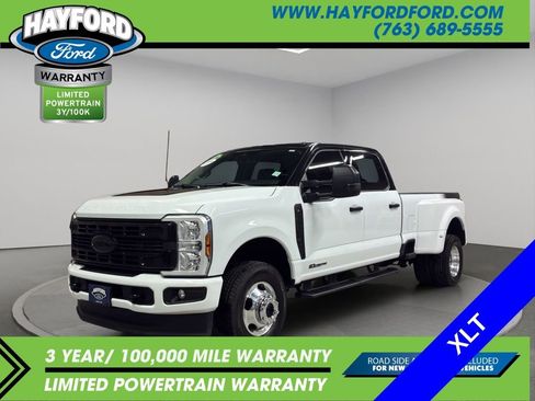 Used 2024 Ford F350 XLT image 1