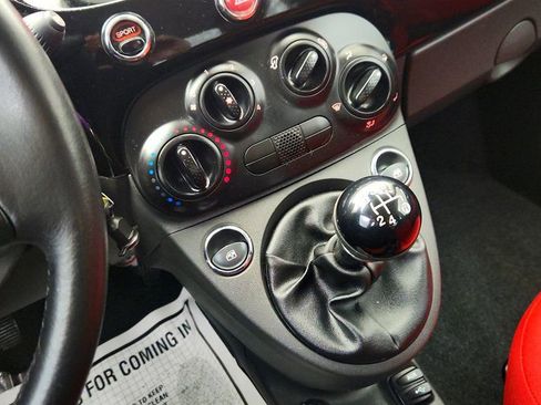 Used 2015 FIAT 500 Pop image 16