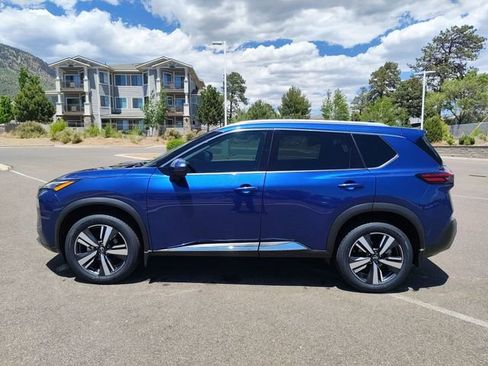 Used 2023 Nissan Rogue SL AWD/4WD image 6