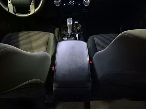 Used 2024 Toyota 4Runner TRD Off-Road image 22