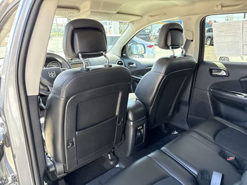 Used 2015 Dodge Journey Crossroad w/ Flexible Seating Group AWD/4WD image 14