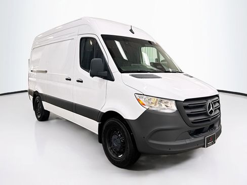 Used 2026 Mercedes-Benz Sprinter 2500 image 1