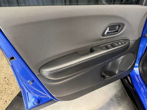 Used 2020 Honda HR-V Sport image 21