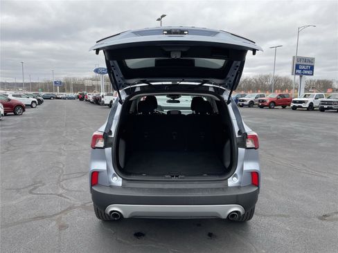 Used 2022 Ford Escape SE w/ Cold Weather Package image 5