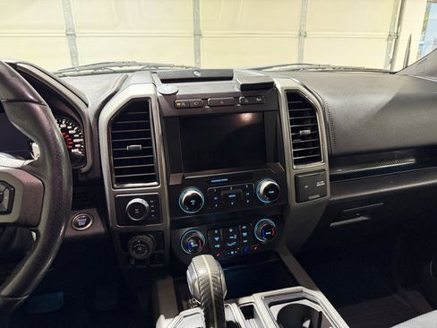 Used 2019 Ford F150 Raptor w/ Equipment Group 802A Luxury AWD/4WD image 14